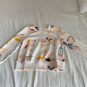 NWT On the Go Scuba Sweatshirt